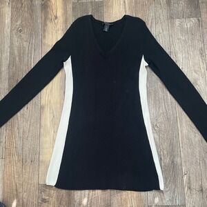 White House Black Market Black White Colorblock Ribbed V-Neck Sweater Dress M